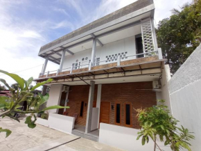 Mommy Cafe Guesthouse